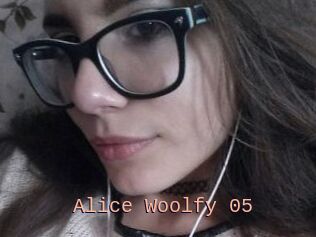 Alice_Woolfy_05