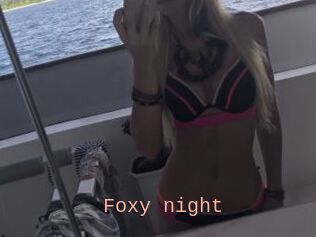 Foxy_night