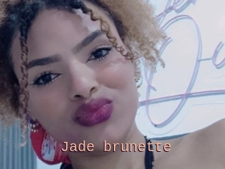 Jade_brunette