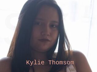 Kylie_Thomsom