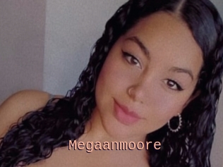 Megaanmoore