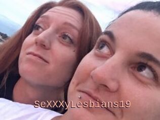 SeXXXyLesbians19