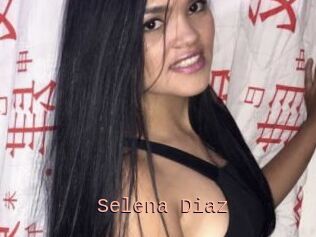 Selena_Diaz
