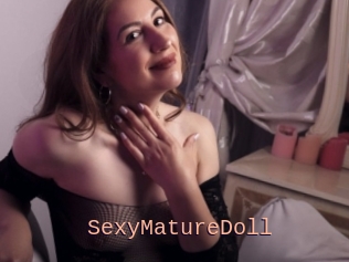 SexyMatureDoll