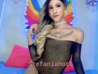 Stefaniahott