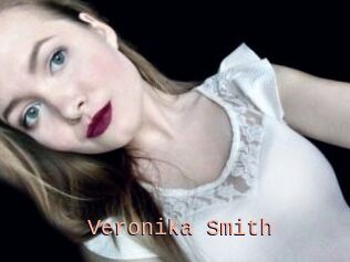 Veronika_Smith